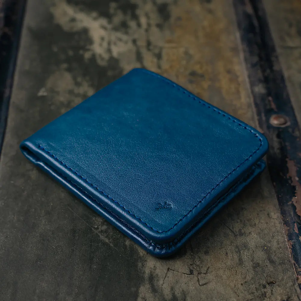 Billfold Wallet | Natural Grain Calfskin Leather | Blue