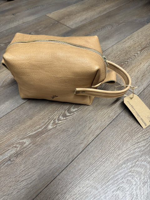 Camel Dopp Kit